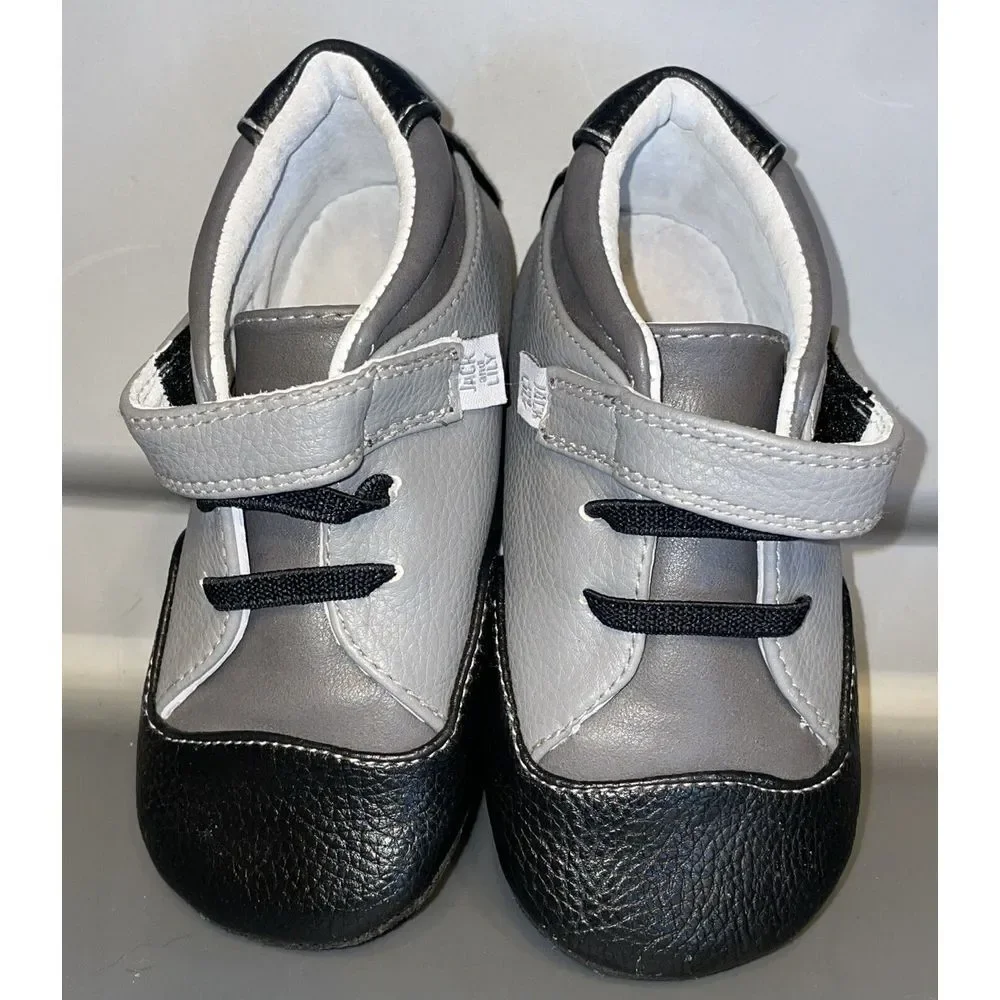 Jack and Lily Infant‎ Shoes Leather moccasin sz 30-36 Months Gray and Black